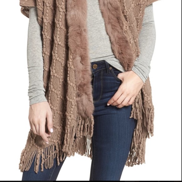 LOVE TOKEN Rabbit Fur Trim & Knit Cardigan - Picture 2 of 8